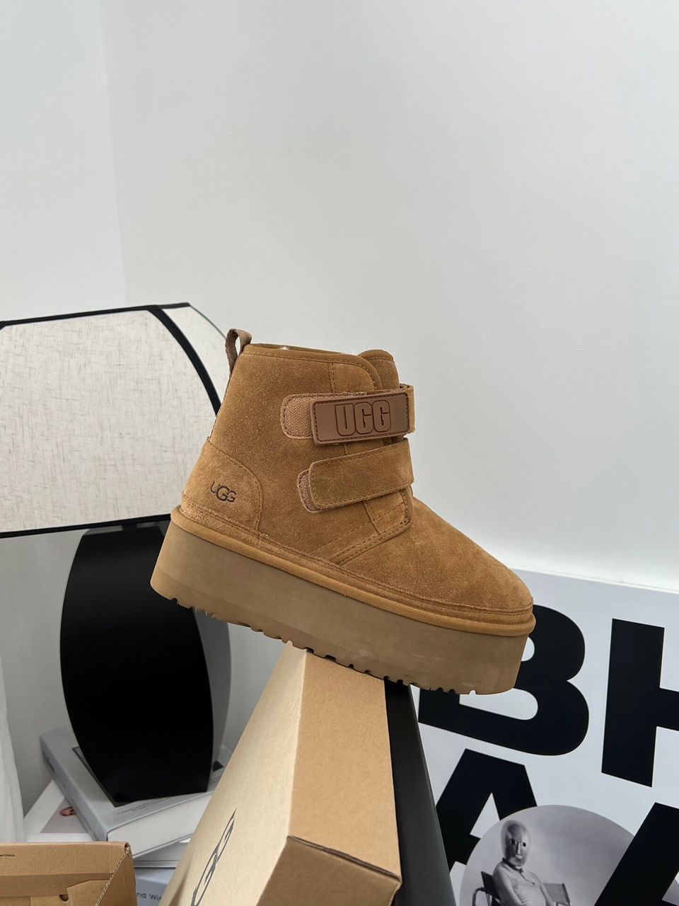 Ugg Classic Ultra Mini Platform boots - high-performance athletic footwear with advanced cushioning