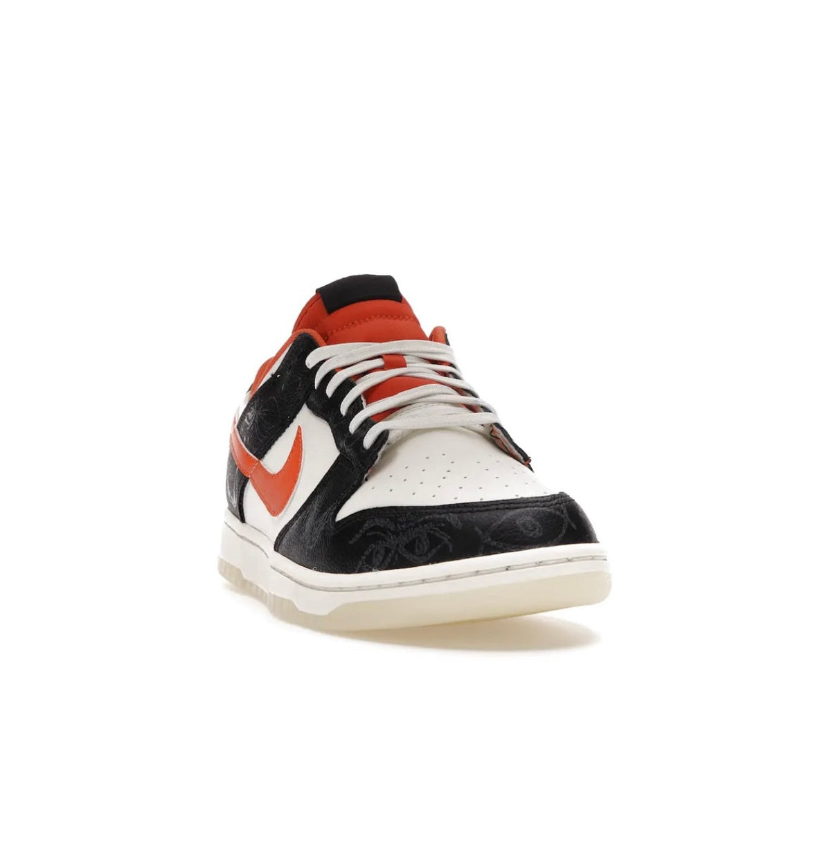 Dunk Low Haloween - high-performance athletic footwear with advanced cushioning
