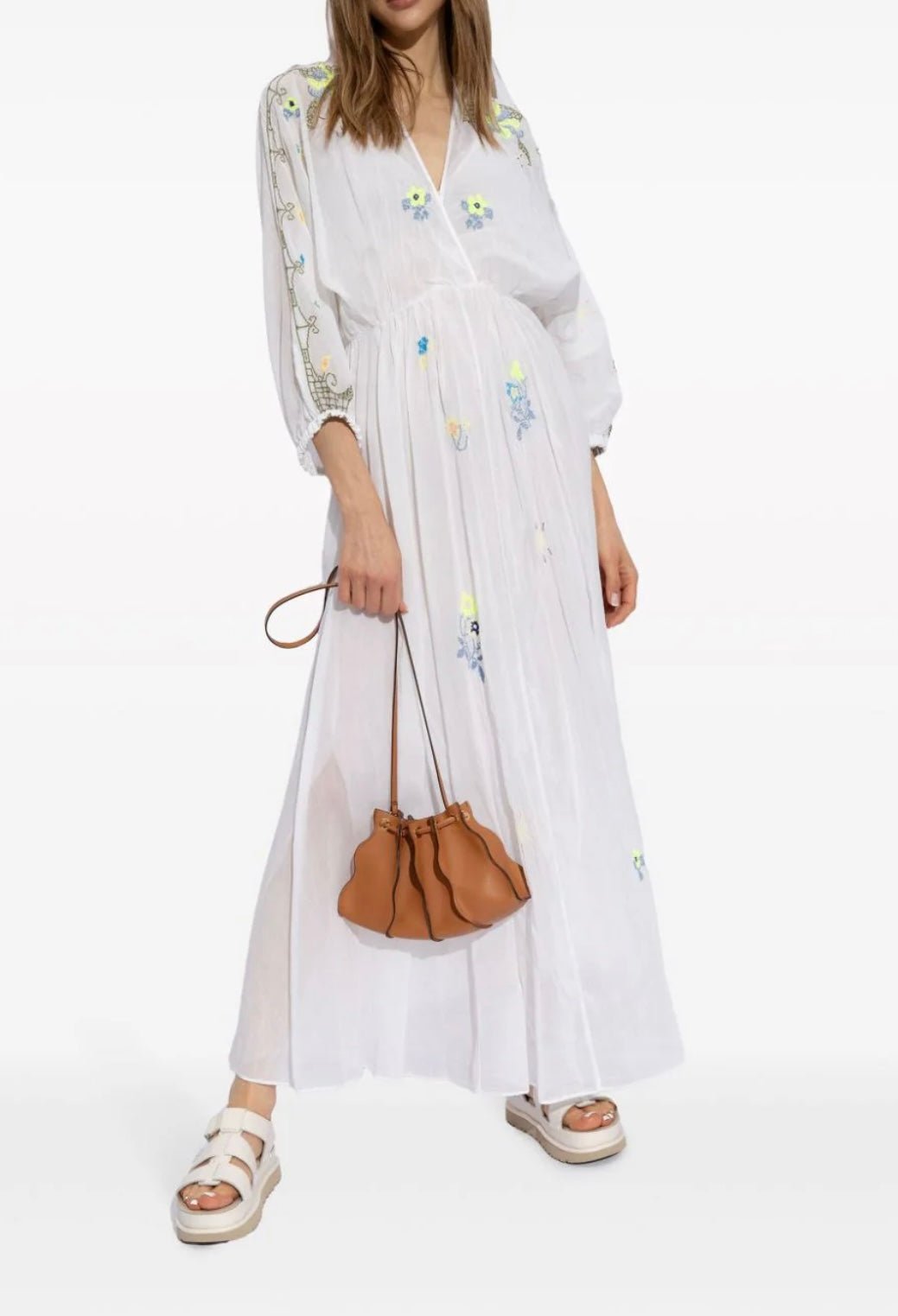 Ugg Sandals White - Sneakers Club EU | Authentic Sneakers Online  Nike, Adidas, Jordan & More